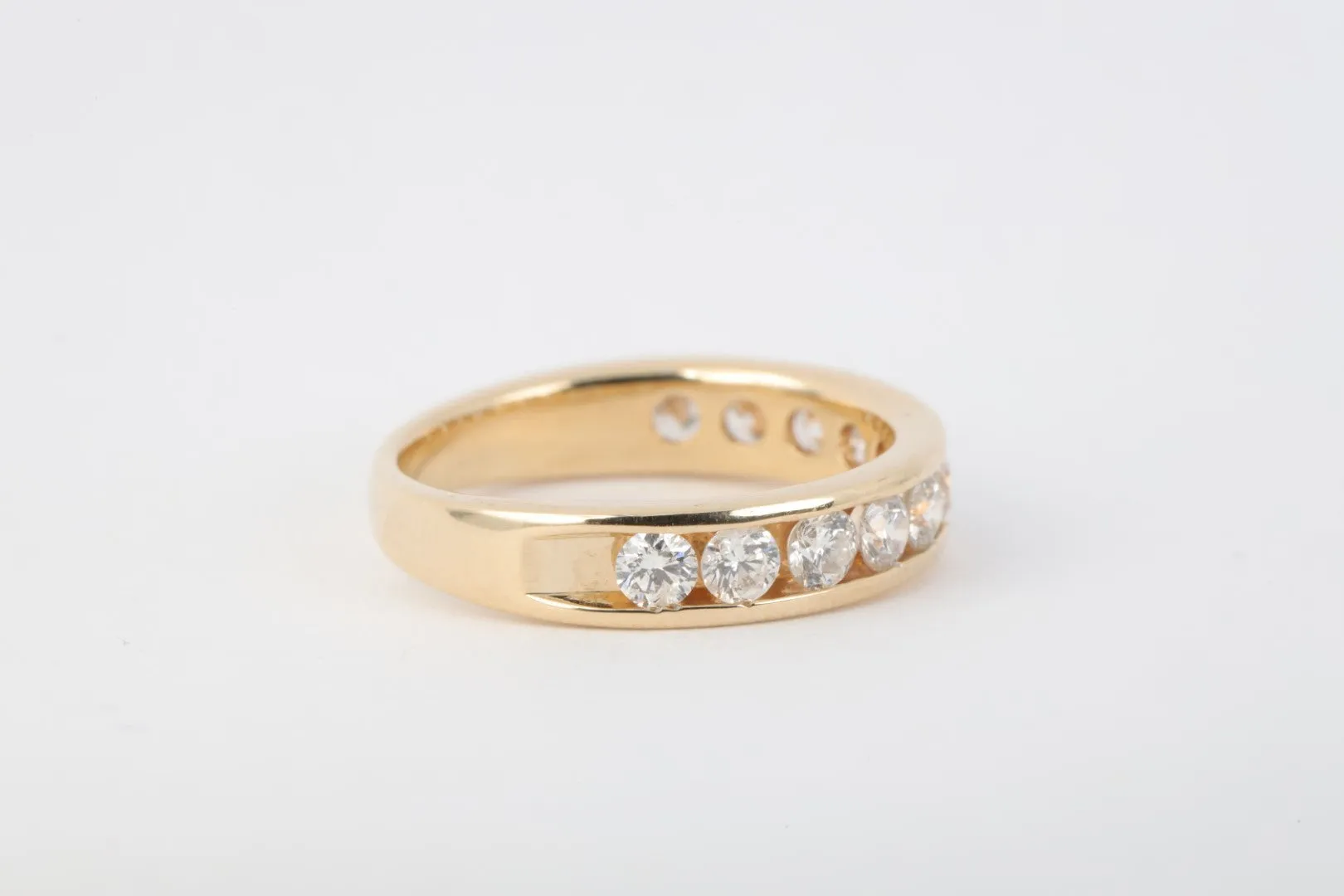 14k Yellow Gold 0.88tcw Diamond Ring Band Size 6.5 (3.62g.)