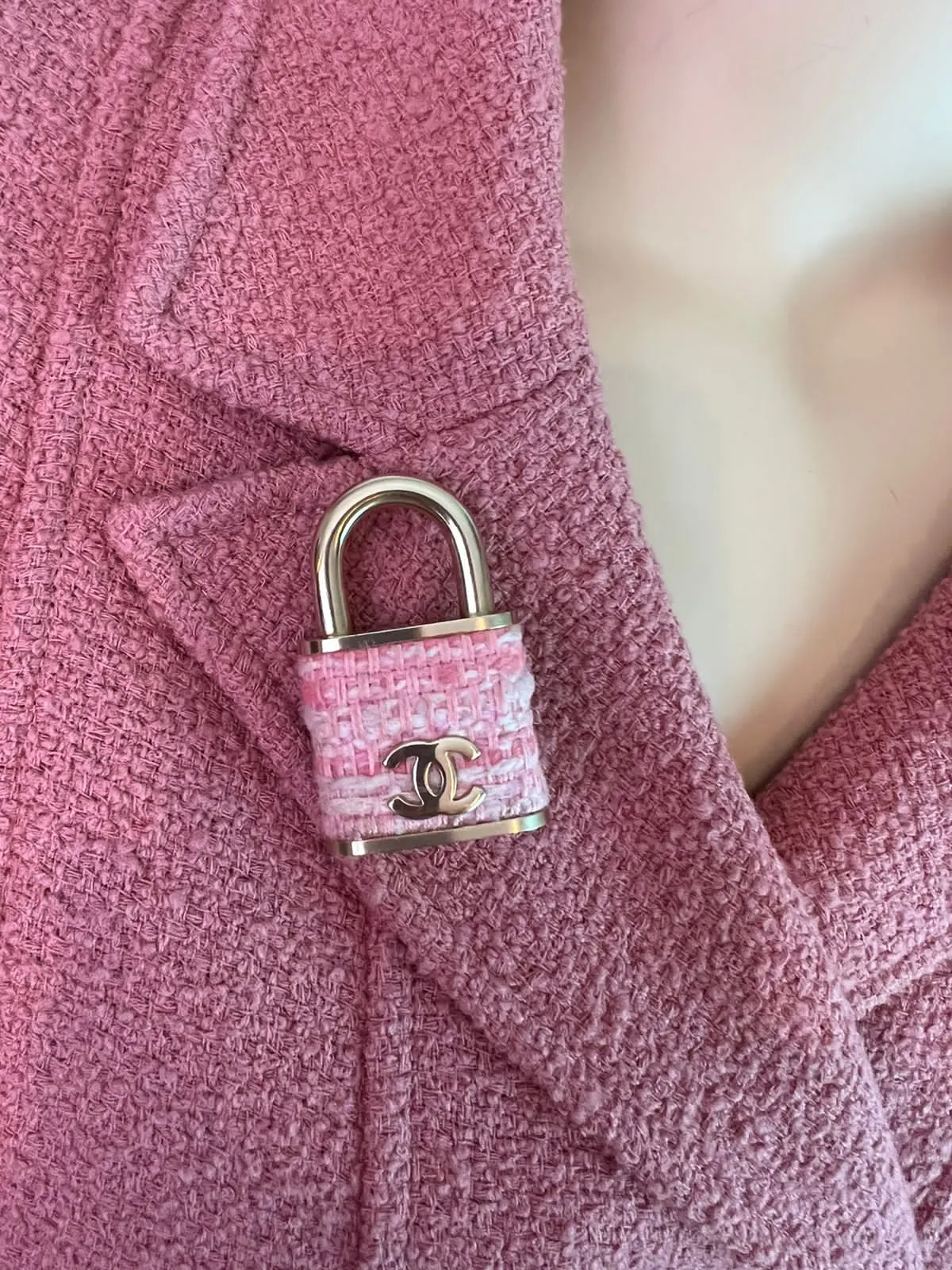 Chanel 2014 Pink Tweed Gold Padlock Brooch Pin