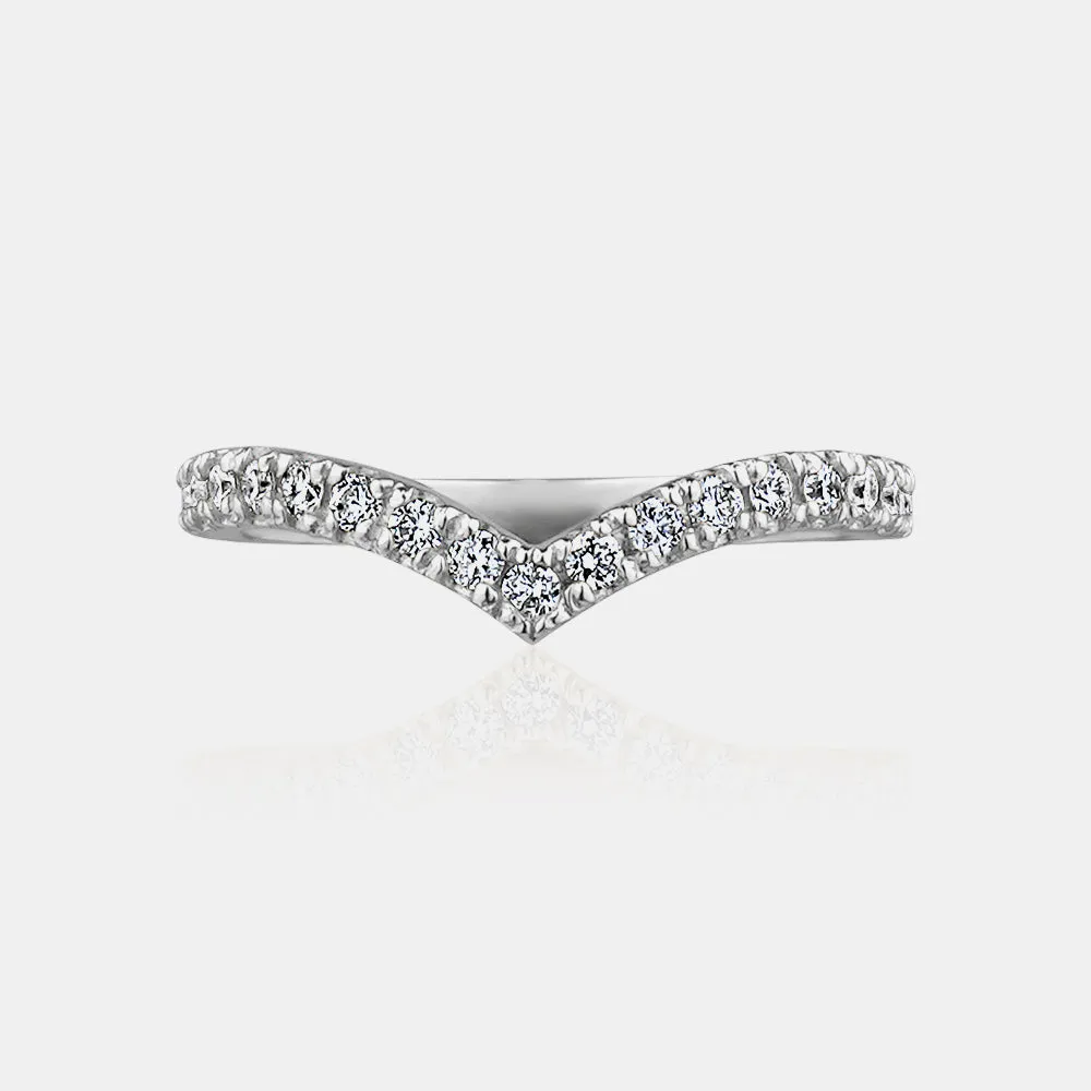 Diamond V Ring