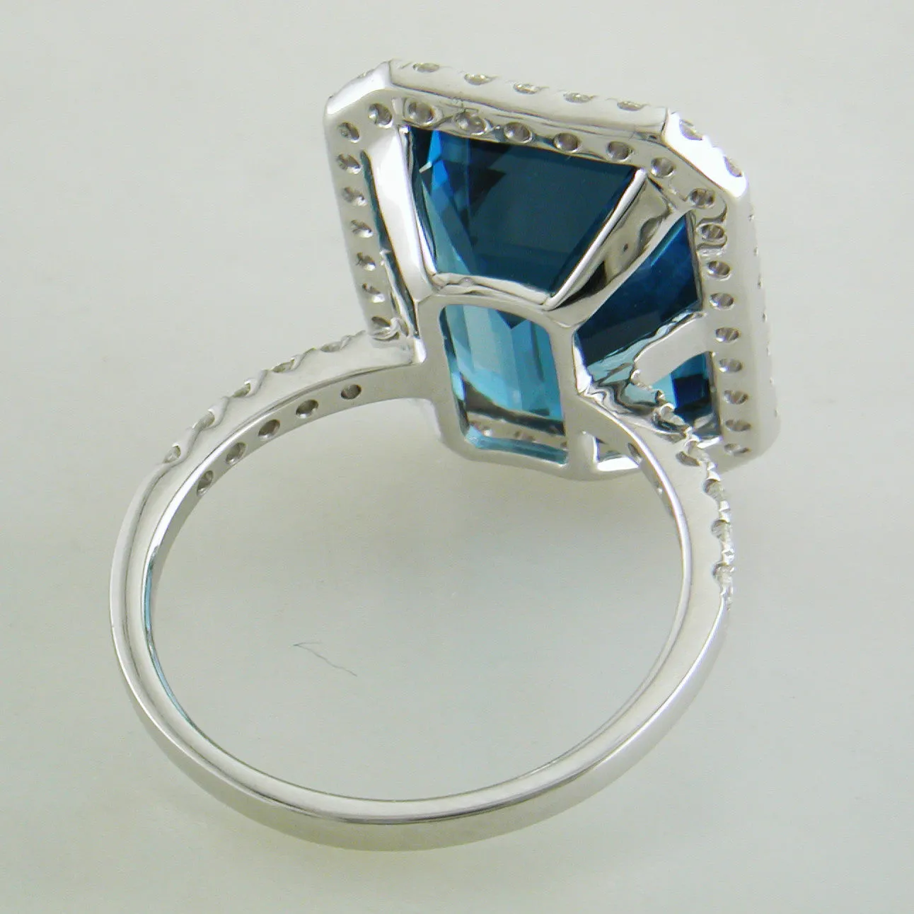 Doves London Blue Rectangle Topaz Diamond Halo 18K White Gold Ring