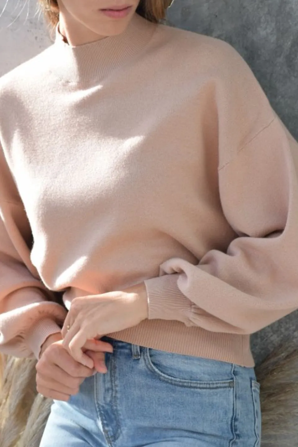 Motivation Sand Cotton Fine Knit Boxy Jumper