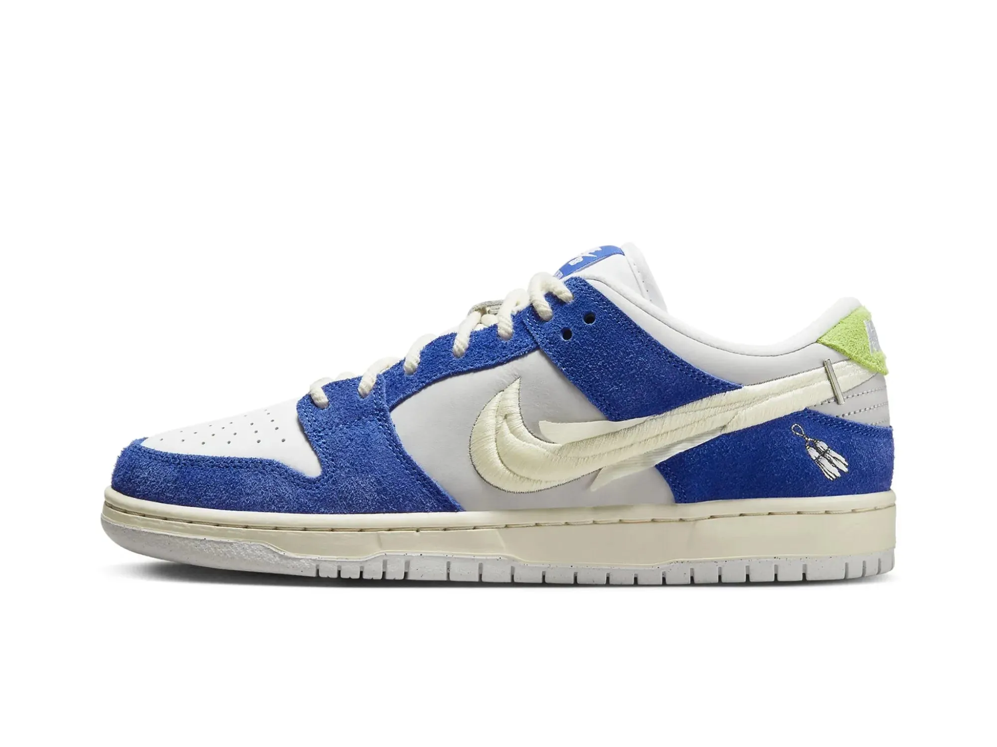 Nike SB Dunk Low Pro "Fly Streetwear Gardenia"