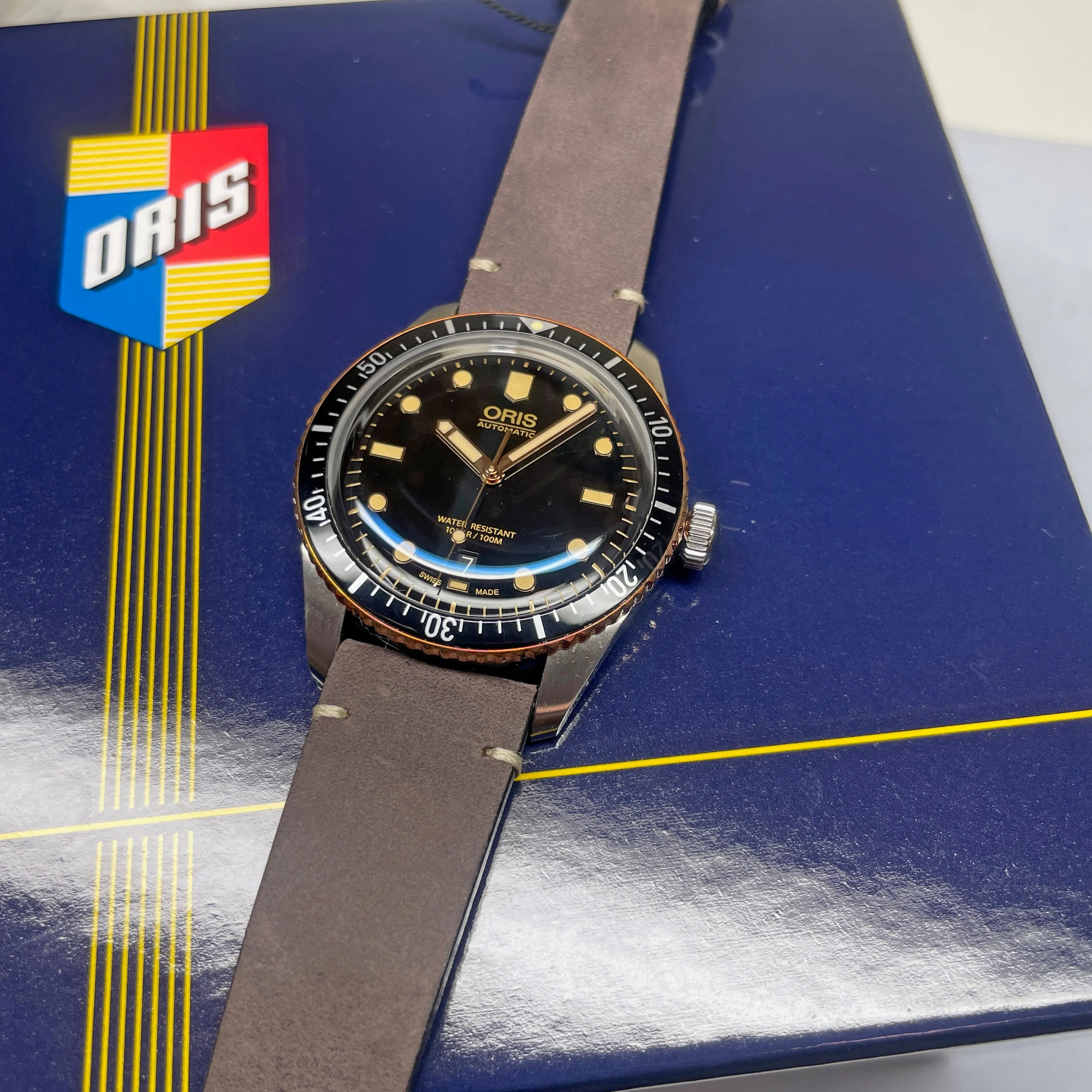 Oris Divers 65 Black Dial Bronze Bezel 40mm Brown Leather Watch