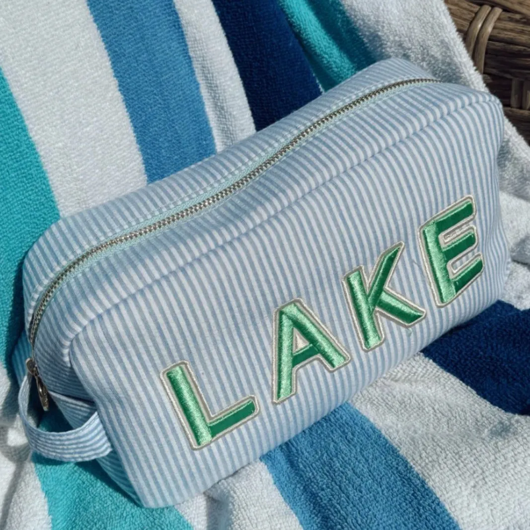 "Lake" Zip Bag in Blue & White Stripe